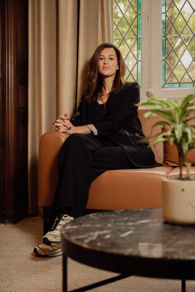 ÉLISA CHARBONNIER