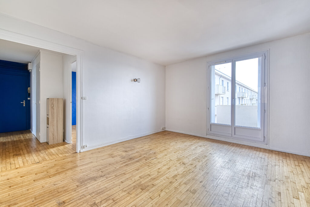 TROIS PIÈCES LUMINEUX